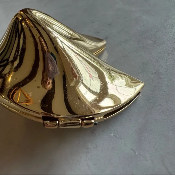 Gold plated Fortune Cookie box - Picture 7 of 8